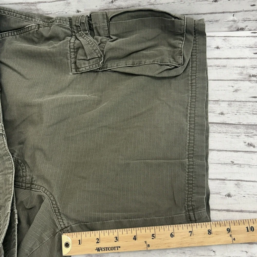J. CREW Cargo Ripstop Shorts Distressed Military Green Button Fly Men 38 x 8